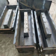 路沿石钢模具